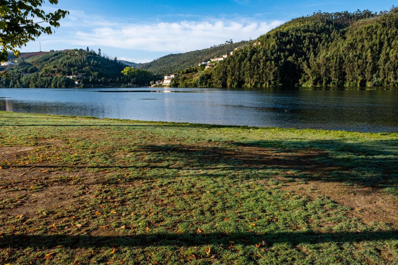 Creaconfort - Casa Do Rio Rio Mau  Екстериор снимка