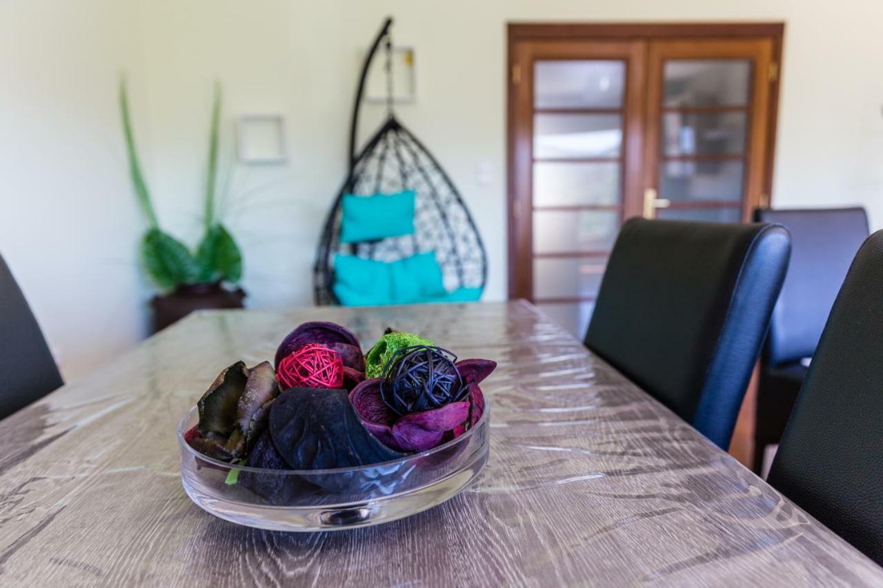Creaconfort - Casa Do Rio Rio Mau  Екстериор снимка